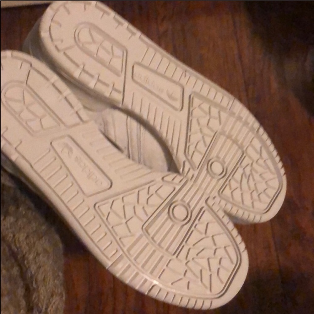 Adidas Rivalry Sneakers - Picture 3 of 3